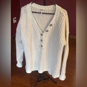Free people chunky crochet sweater size medium